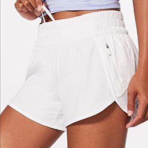 Lululemon Tracker Short V